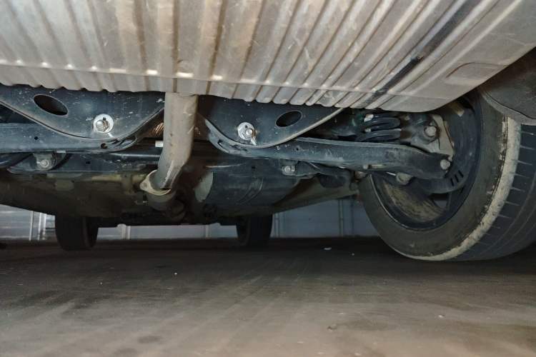 Used EXEED Stellar 2023 400T Two-Wheel Drive Comfort Edition Chassis Front Left