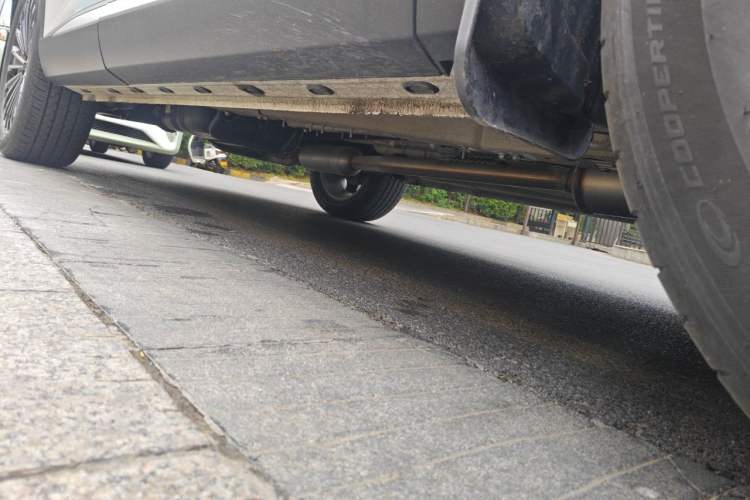 Used EXEED Stellar 2023 400T Four-Wheel Drive Premium Flying Fish Edition Chassis Front Right