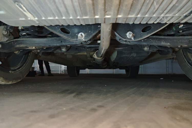Used EXEED Stellar 2023 400T Two-Wheel Drive Comfort Edition Chassis Rear