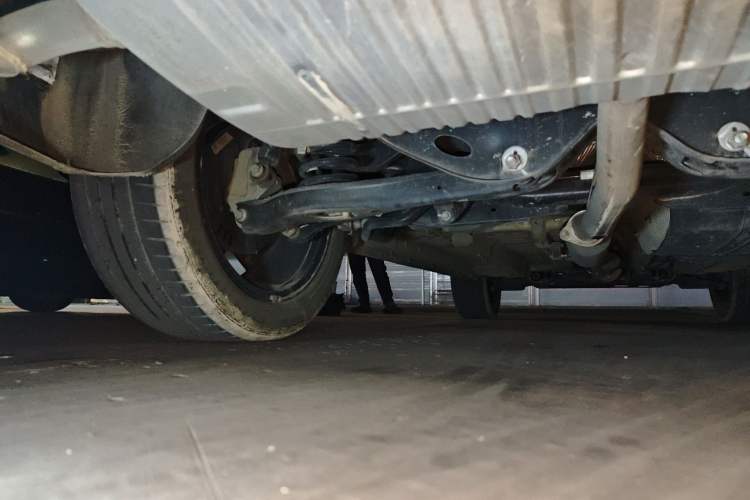 Used EXEED Stellar 2023 400T Two-Wheel Drive Comfort Edition Chassis Rear Left