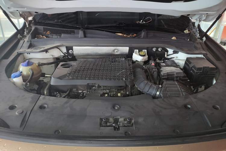 Used EXEED Stellar 2023 400T Four-Wheel Drive Premium Flying Fish Edition Engine Bay