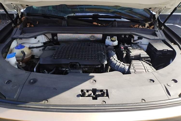 Used EXEED Stellar 2023 400T Four-Wheel Drive Premium Flying Fish Edition Engine Bay