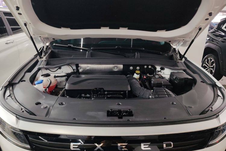 Used EXEED Stellar 2023 400T Two-Wheel Drive Comfort Flyfish Edition Engine Bay