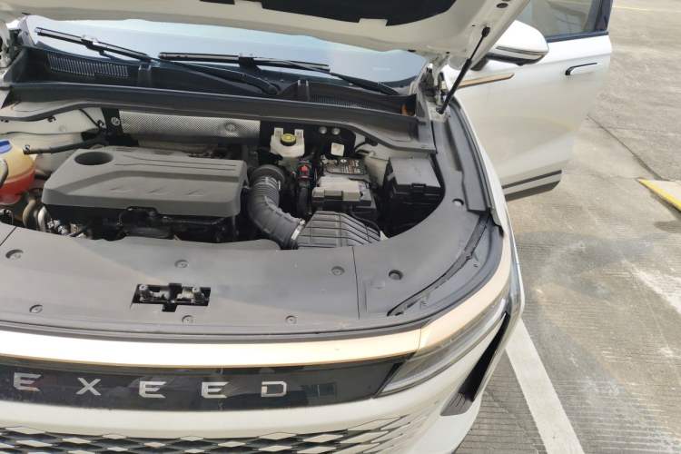 Used EXEED Stellar 2023 400T Four-Wheel Drive Deluxe Edition Engine Bay Left