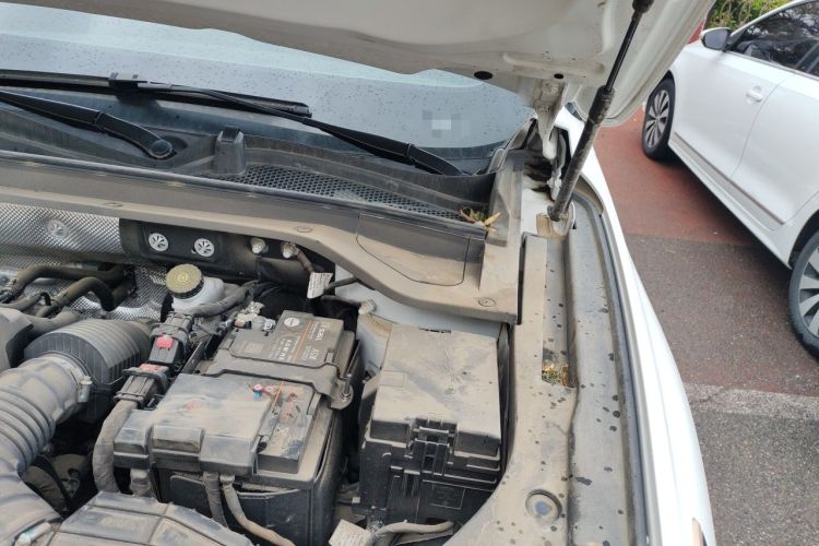 Used EXEED Stellar 2023 400T Two-Wheel Drive Comfort Edition Engine Bay Left