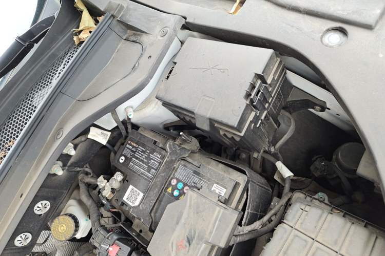 Used EXEED Stellar 2023 400T Two-Wheel Drive Comfort Flyfish Edition Engine Bay Right