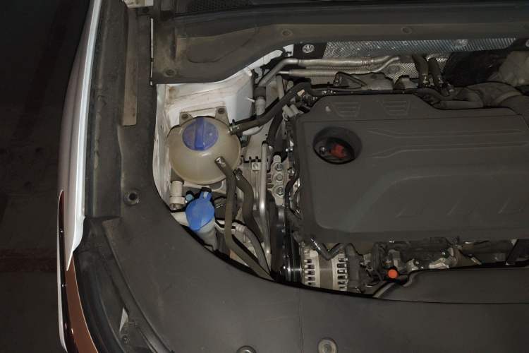 Used EXEED Stellar 2023 400T Two-Wheel Drive Comfort Edition Engine Bay Right
