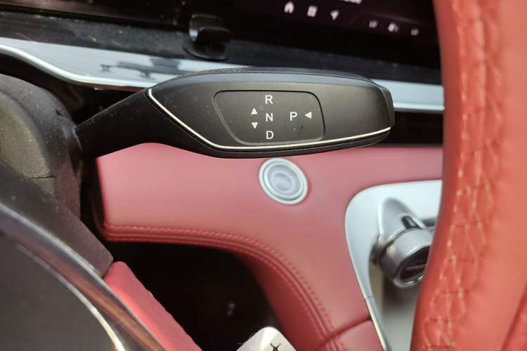 Used EXEED Stellar 2023 400T Four-Wheel Drive Premium Flying Fish Edition Gear Lever