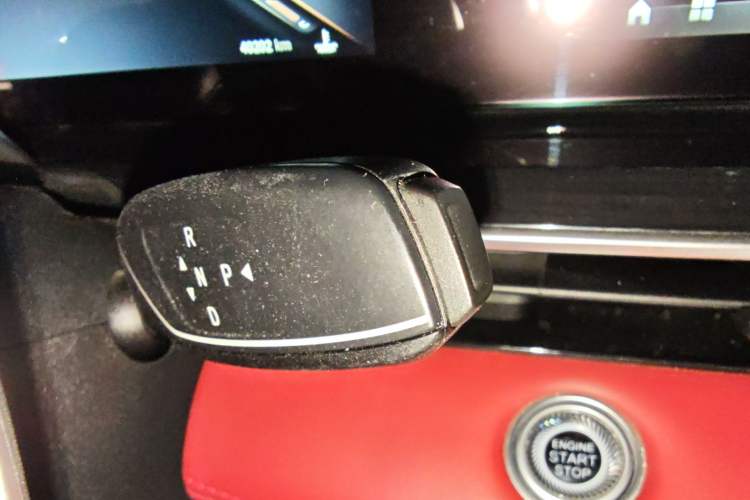 Used EXEED Stellar 2023 400T Two-Wheel Drive Comfort Edition Gear Lever