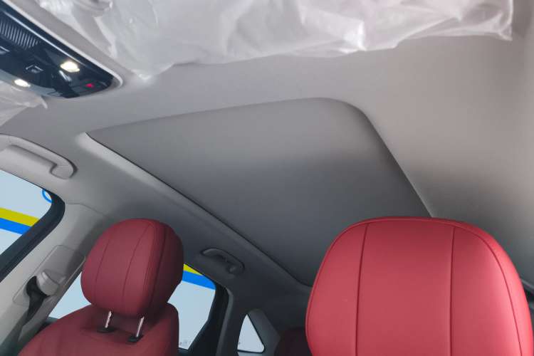 Used EXEED Stellar 2023 400T Two-Wheel Drive Comfort Edition Headliner