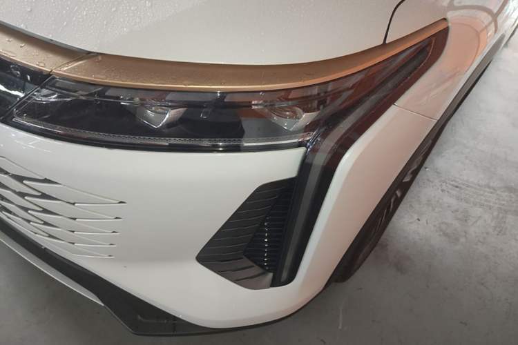 Used EXEED Stellar 2023 400T Four-Wheel Drive Premium Flying Fish Edition Left Front Headlight