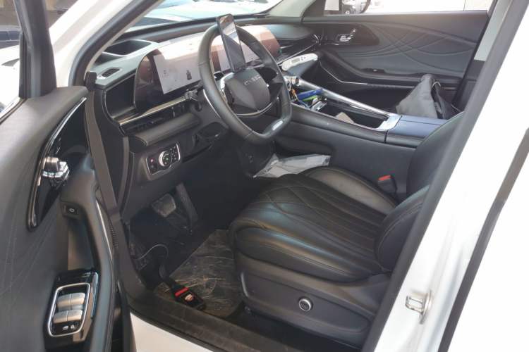 Used EXEED Stellar 2023 400T Two-Wheel Drive Comfort Edition Left Front Seat
