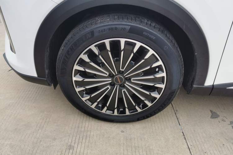 Used EXEED Stellar 2023 400T Two-Wheel Drive Comfort Flyfish Edition Left Front Wheel Hub