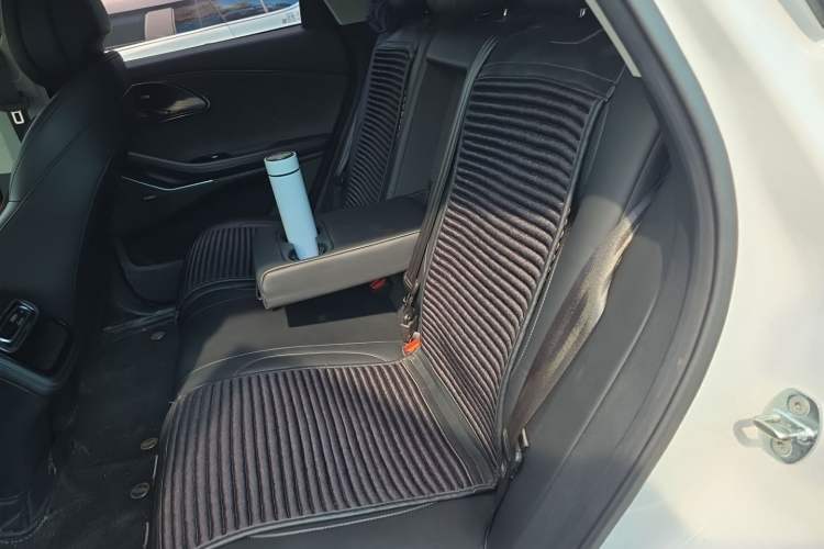 Used EXEED Stellar 2023 400T Two-Wheel Drive Comfort Edition Left Rear Seat