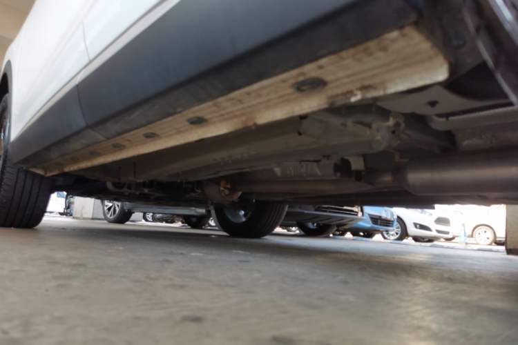 Used EXEED Stellar 2023 400T Two-Wheel Drive Comfort Edition Left Side Sill