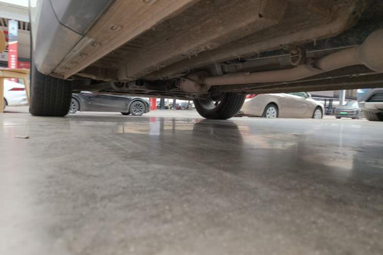 Used EXEED Stellar 2023 400T Four-Wheel Drive Deluxe Edition Left Side Sill