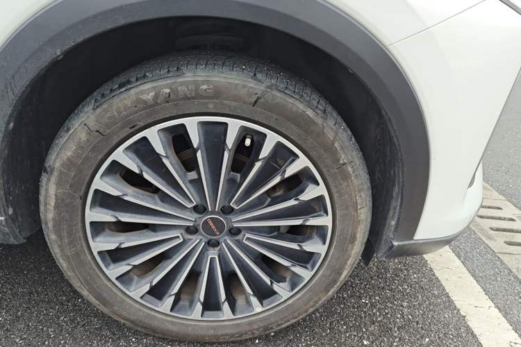 Used EXEED Stellar 2023 400T Two-Wheel Drive Comfort Flyfish Edition Right Front Wheel Hub