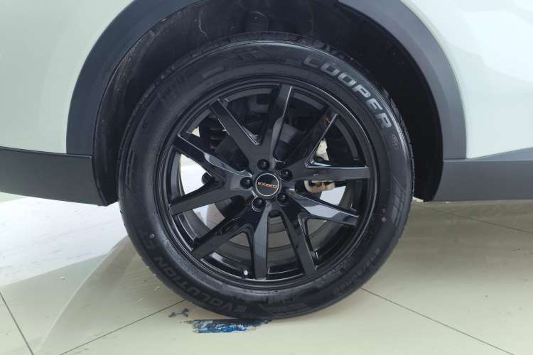Used EXEED Stellar 2023 400T Two-Wheel Drive Comfort Edition Right Front Wheel Hub