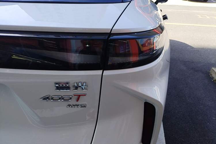 Used EXEED Stellar 2023 400T Four-Wheel Drive Premium Flying Fish Edition Right Rear Taillight