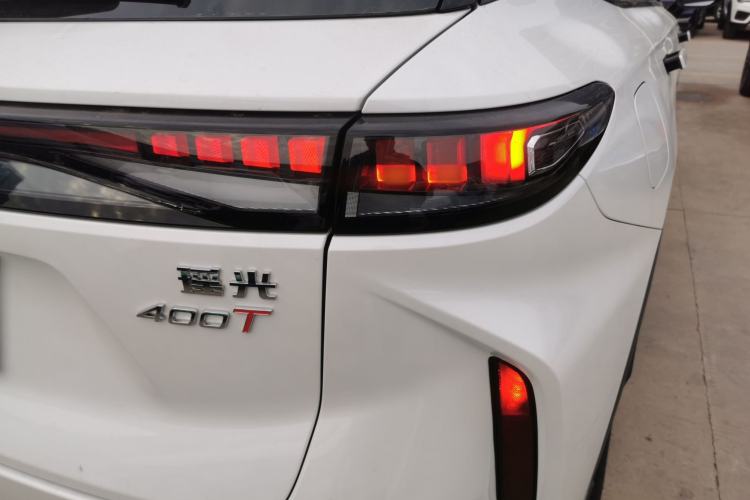 Used EXEED Stellar 2023 400T Two-Wheel Drive Comfort Flyfish Edition Right Rear Taillight