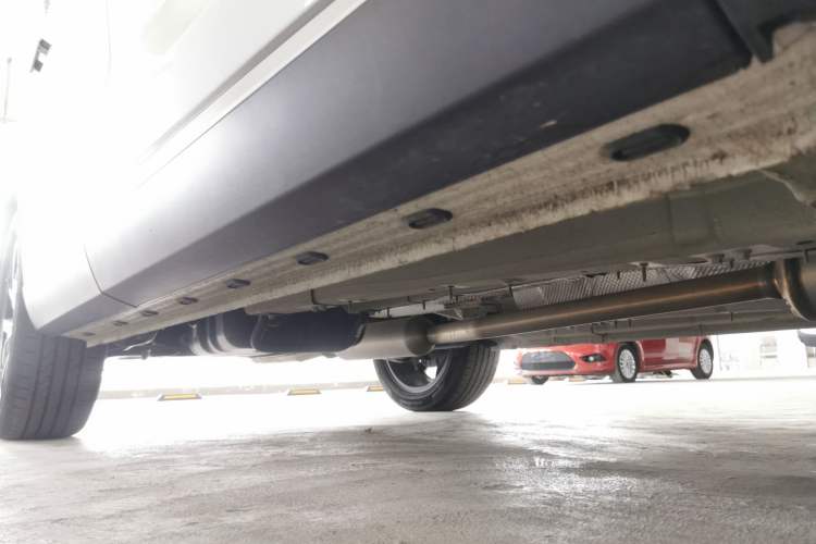 Used EXEED Stellar 2023 400T Two-Wheel Drive Comfort Edition Right Side Sill