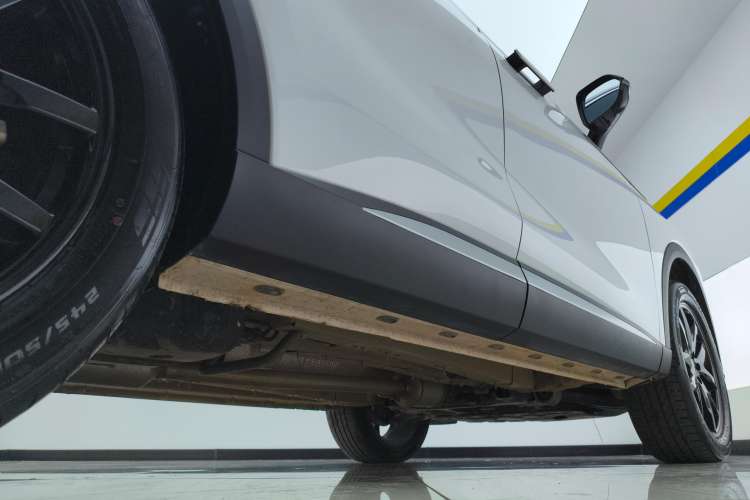 Used EXEED Stellar 2023 400T Two-Wheel Drive Comfort Edition Right Side Sill