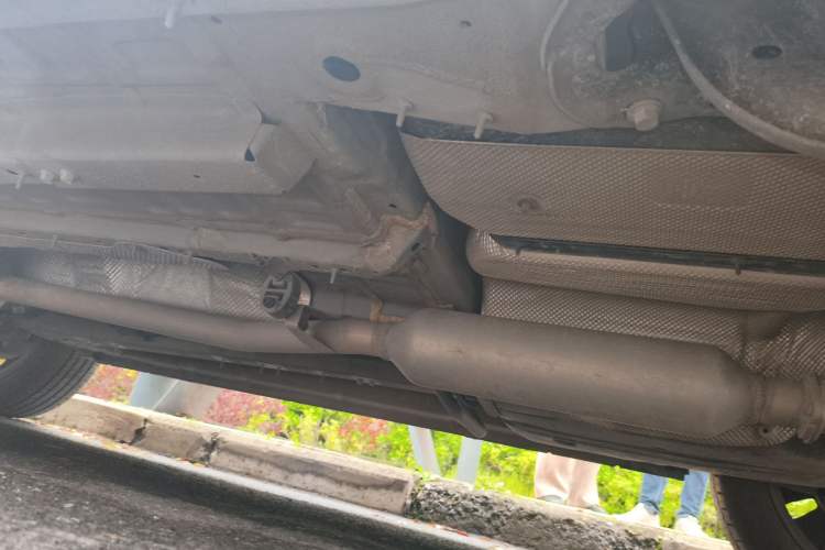 Used EXEED Stellar 2024 400T Two-Wheel-Drive Elite Edition Chassis Rear Left