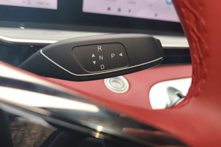 Used EXEED Stellar 2024 400T Two-Wheel-Drive Elite Edition Gear Lever