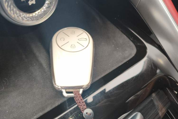 Used EXEED Stellar 2024 400T Two-Wheel-Drive Elite Edition Vehicle Key