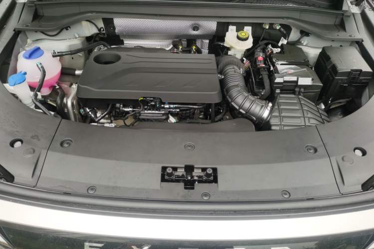 Used EXEED Stellar 2024 400T Four-Wheel Drive Elite Edition Engine Bay