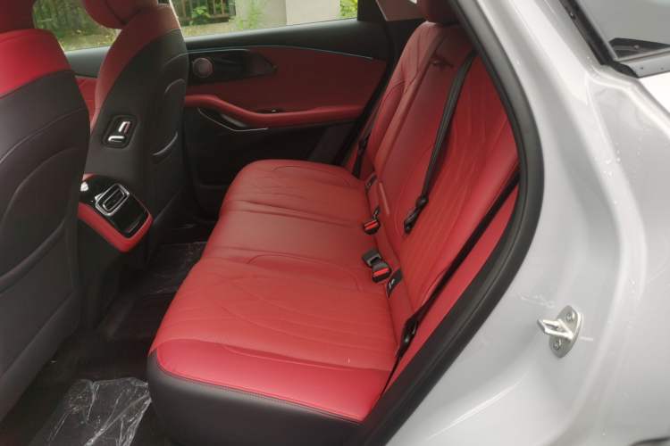 Used EXEED Stellar 2024 400T Four-Wheel Drive Elite Edition Left Rear Seat