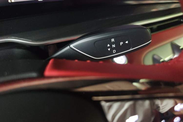 Used EXEED Stellar 2024 400T Four-Wheel Drive Elite Edition Gear Lever