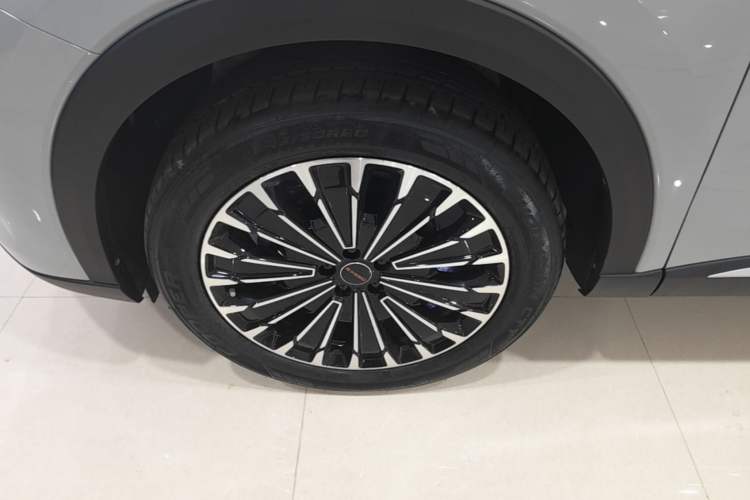 Used EXEED Stellar 2024 400T Four-Wheel Drive Elite Edition Left Front Wheel Hub