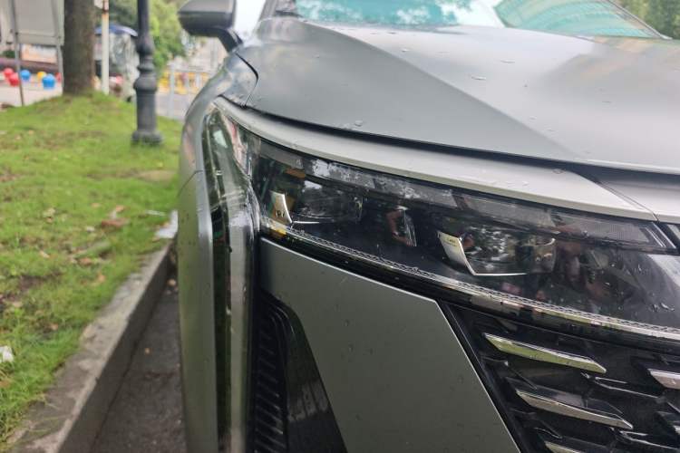 Used EXEED Stellar 2024 400T Four-Wheel Drive Elite Edition Right Front Headlight