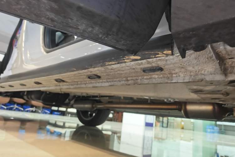 Used EXEED Stellar 2024 400T Four-Wheel Drive Elite Edition Right Side Sill