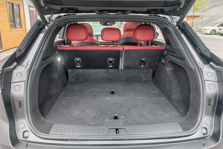 Used EXEED Stellar 2025 400T Exploration Edition Trunk