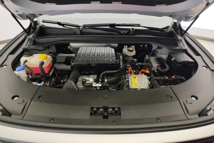 Used EXEED Stellar C-DM 2024 1.5T Long-Range Pro Engine Bay
