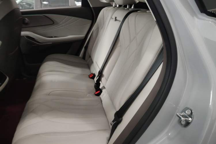 Used EXEED Stellar C-DM 2024 1.5T Long-Range Pro Left Rear Seat
