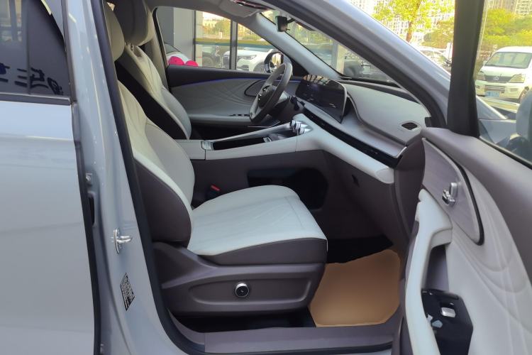 Used EXEED Stellar C-DM 2024 1.5T Long-Range Pro Right Front Seat