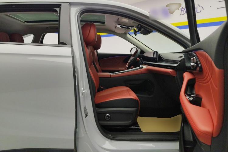 Used EXEED Stellar C-DM 2024 1.5T Long-Range Pro Right Front Seat