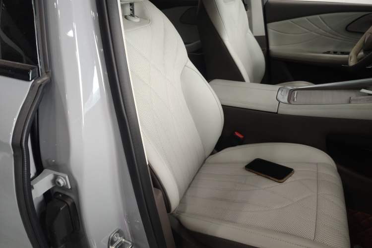 Used EXEED Stellar C-DM 2024 1.5T Long-Range Pro Right Front Seat