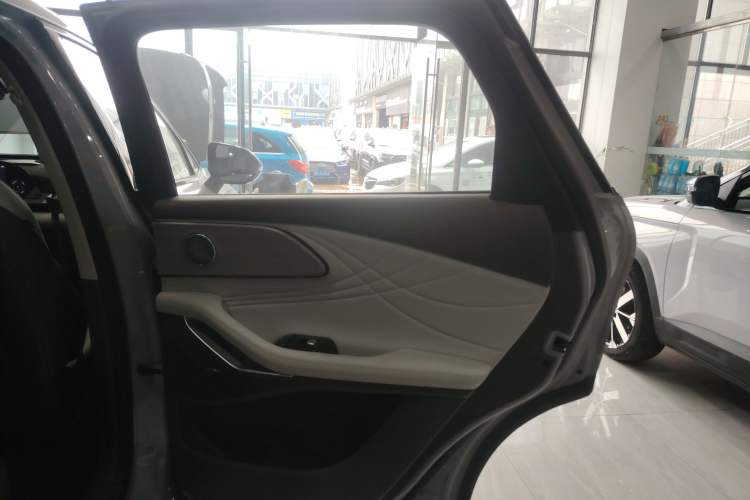 Used EXEED Stellar C-DM 2024 1.5T Long-Range Pro Right Rear Door Interior