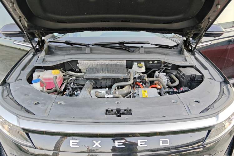 Used EXEED Stellar C-DM 2024 1.5T Long-Range Pro Engine Bay
