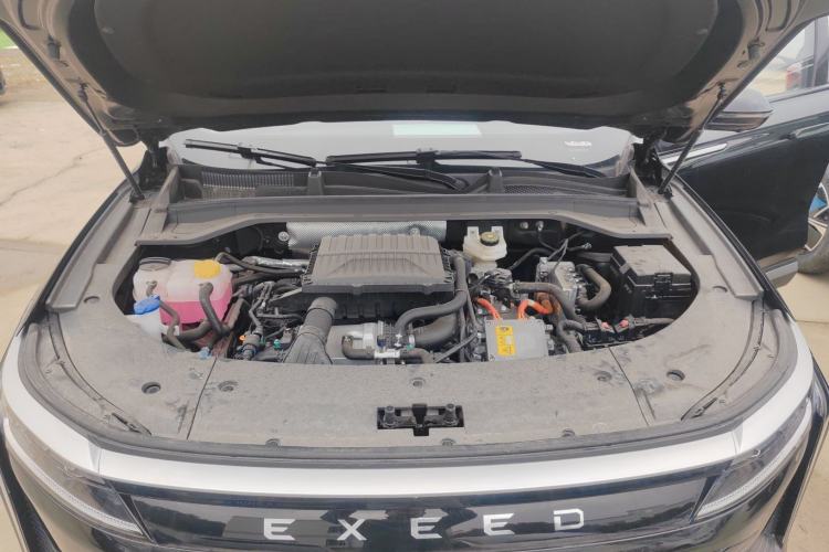 Used EXEED Stellar C-DM 2024 1.5T Long-Range Pro Engine Bay