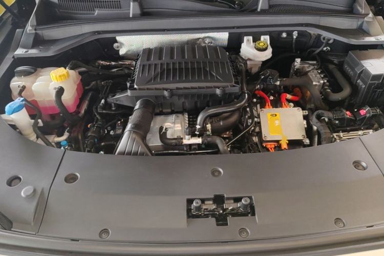 Used EXEED Stellar C-DM 2024 1.5T Extended-Range Pro Engine Bay