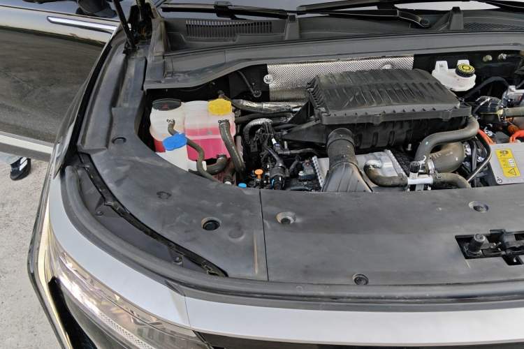 Used EXEED Stellar C-DM 2024 1.5T Long-Range Pro Engine Bay Right