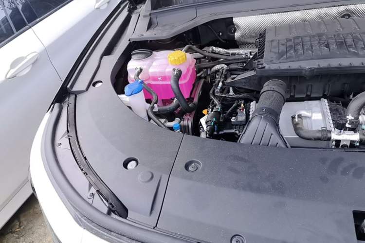 Used EXEED Stellar C-DM 2024 1.5T Extended-Range Pro Engine Bay Right
