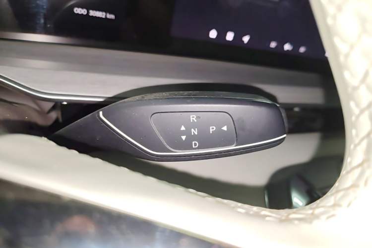 Used EXEED Stellar C-DM 2024 1.5T Long-Range Plus Gear Lever