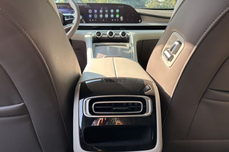 Used EXEED Stellar C-DM 2024 1.5T Long-Range Pro Interior 7