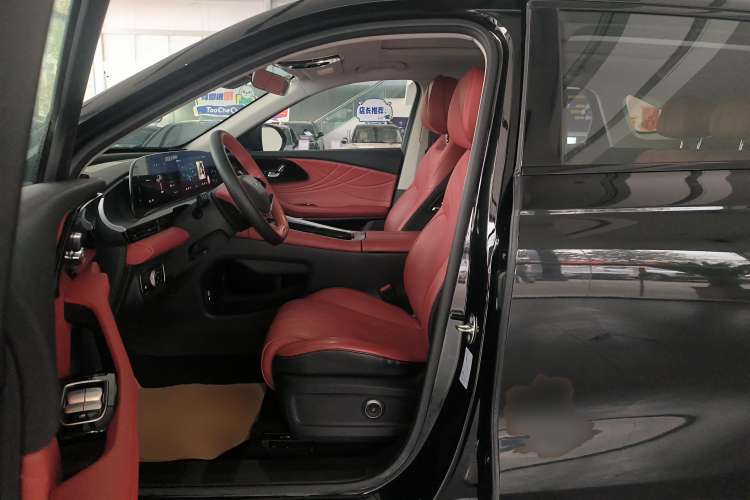 Used EXEED Stellar C-DM 2024 1.5T Long-Range Pro Left Front Seat